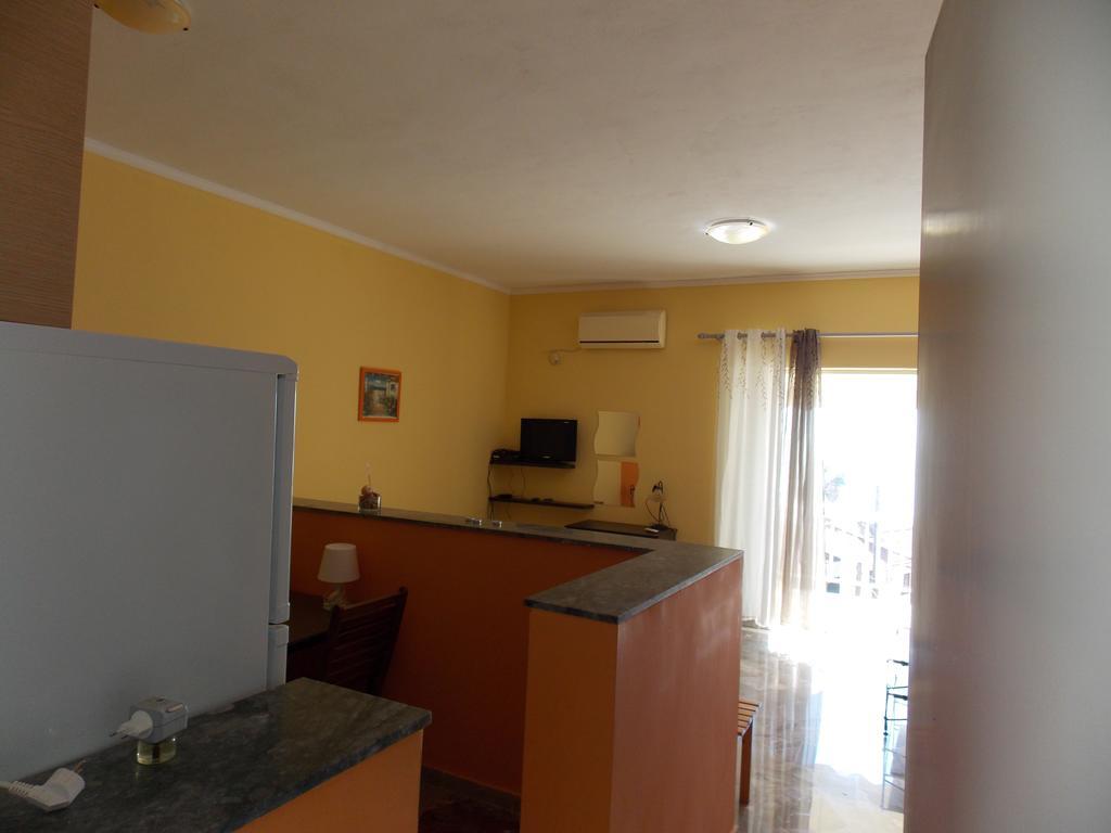 Zavitsa Apartment Xiropigado Bagian luar foto