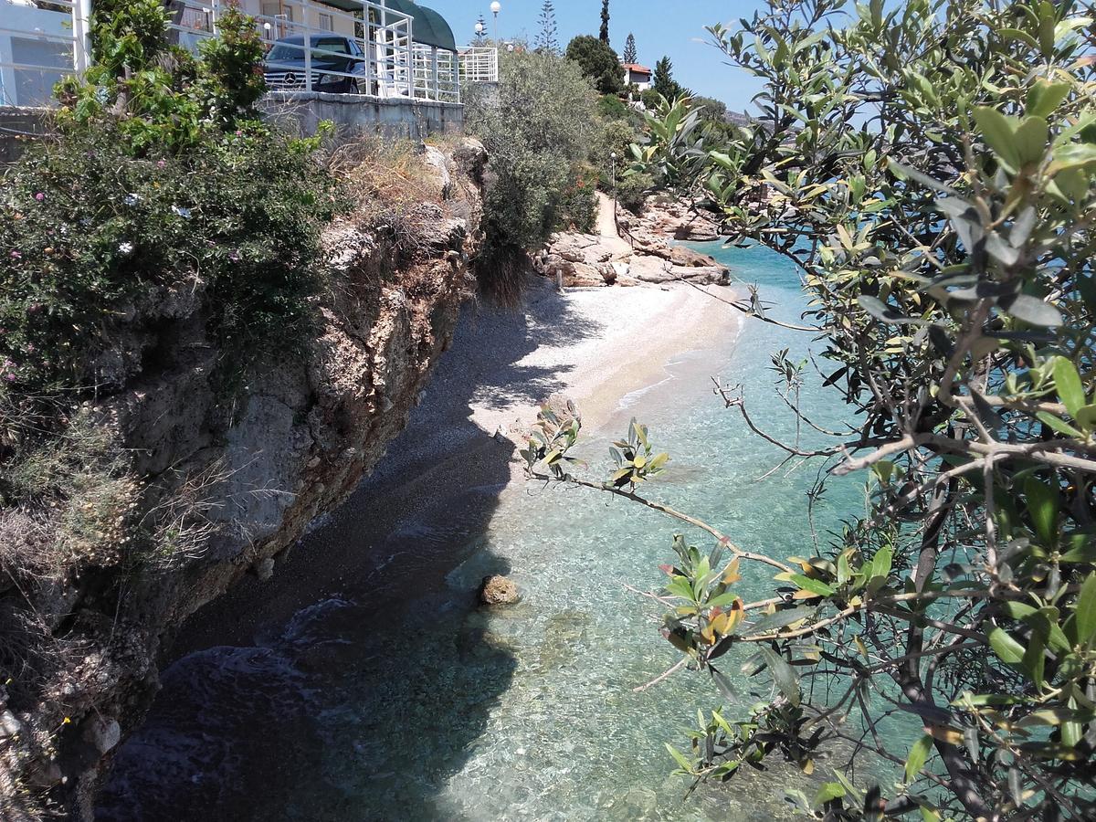 Zavitsa Apartment Xiropigado Bagian luar foto